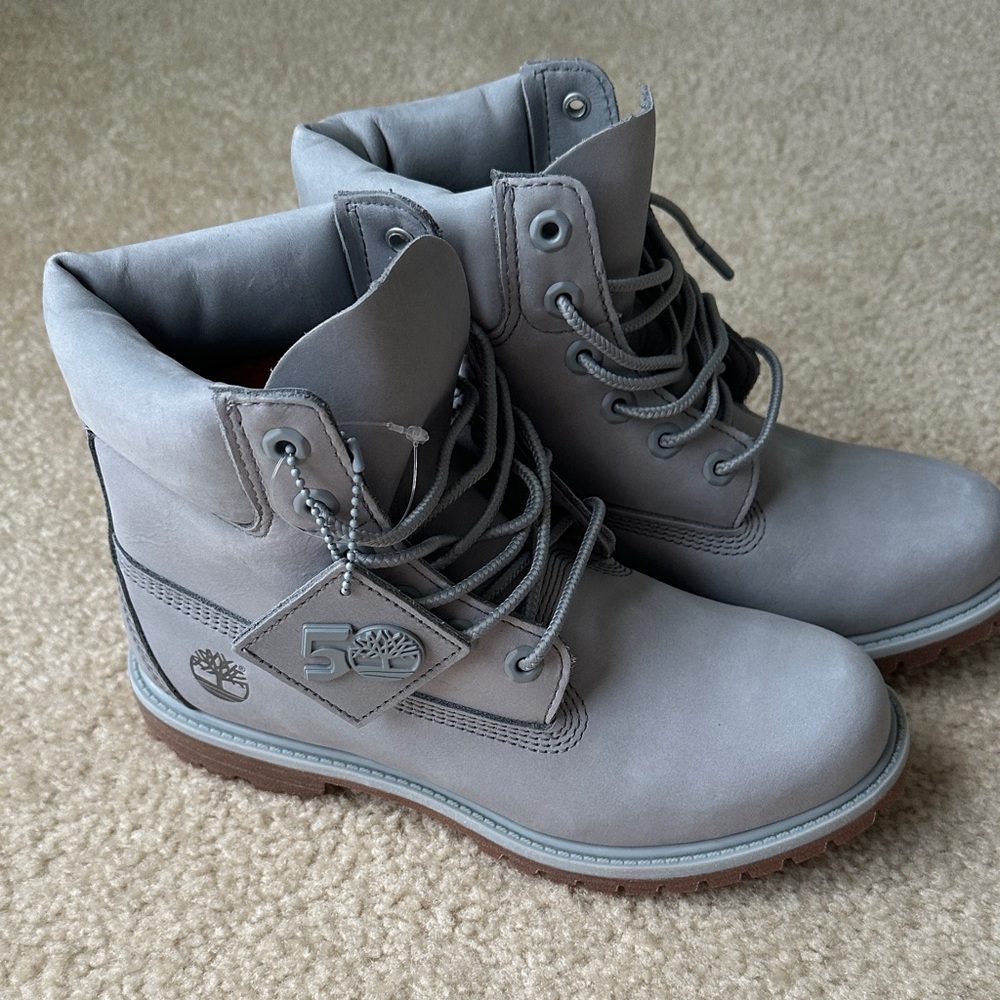 Timberland 6in Boots - Picture 2 of 4